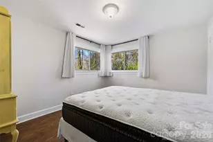 718 2nd Ave NE, Conover, NC 28613 - Photo 16