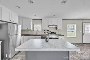 189 Ret Stafford Ln, Taylorsville, NC 28681 - Photo 14