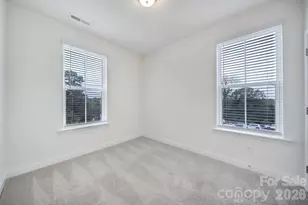 4202 Alexander Vw Dr, Charlotte, NC 28226 - Photo 18