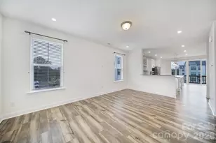 4202 Alexander Vw Dr, Charlotte, NC 28226 - Photo 8