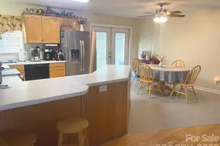 3955 Northernmistic Dr, Maiden, NC 28650 - Photo 4