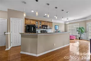 14768 Via Sorrento Dr, Charlotte, NC 28277 - Photo 6