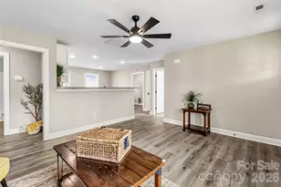 91 W 7th St, Lexington, NC 27295 - Photo 8