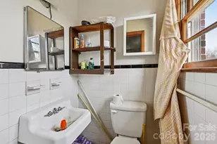 1231 2nd St SE, Hickory, NC 28602 - Photo 22