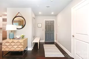 300 W 5th St, Charlotte, NC 28202 - Photo 4