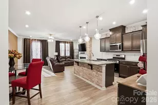 16038 Red Buckeye Ln, Huntersville, NC 28078 - Photo 2