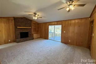 424 Holland Dr, Statesville, NC 28677 - Photo 4