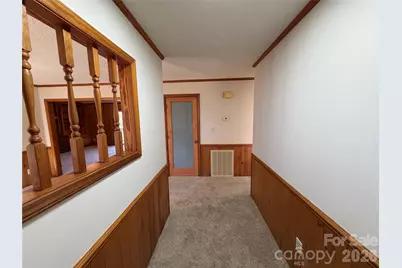 424 Holland Drive, Statesville, NC 28677 - Photo 2