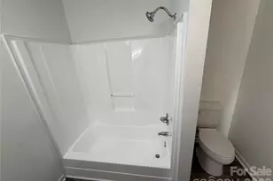 424 Holland Dr, Statesville, NC 28677 - Photo 18