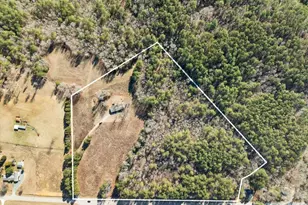 102 Dolly Moore Ln, Chesterfield, SC 29709 - Photo 2