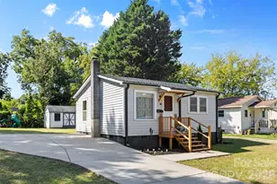 544 W McLelland Ave, Mooresville, NC 28115 - Photo 1