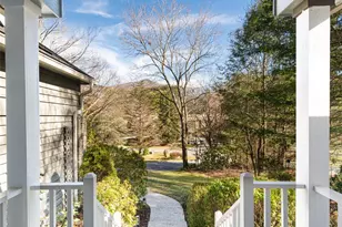 2 Bent Tree Dr, Asheville, NC 28803 - Photo 4