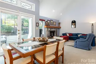 2 Bent Tree Dr, Asheville, NC 28803 - Photo 14