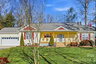 1113 Brookside Camp Rd, Hendersonville, NC 28792 - Photo 2