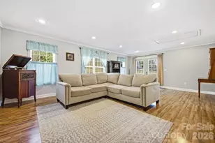 1113 Brookside Camp Rd, Hendersonville, NC 28792 - Photo 8