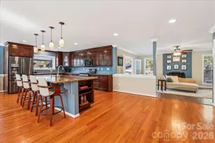 1426 Ashstead Ln, Matthews, NC 28105 - Photo 8