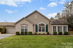 2304 Coltsview Ln, Matthews, NC 28105 - Photo 22