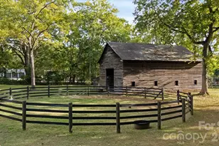 10915 Beatties Ford Rd, Huntersville, NC 28078 - Photo 32