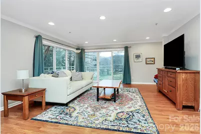 3805 Picasso Court, Charlotte, NC 28205 - Photo 6