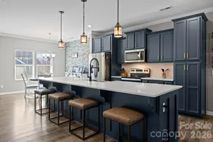 204 Old Harbor Dr, Mount Gilead, NC 27306 - Photo 2