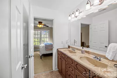 16532 Flintrock Falls Lane, Charlotte, NC 28278 - Photo 32