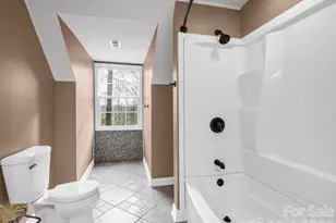 181 Beechwood Lakes Dr, Hendersonville, NC 28792 - Photo 32