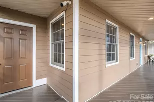 181 Beechwood Lakes Dr, Hendersonville, NC 28792 - Photo 12