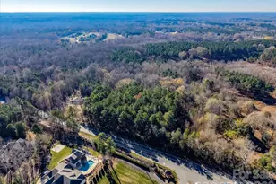 200 Weddington Rd, Matthews, NC 28104 - Photo 2