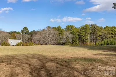 000 Whippoorwill Lane, Mount Holly, NC 28120 - Photo 6