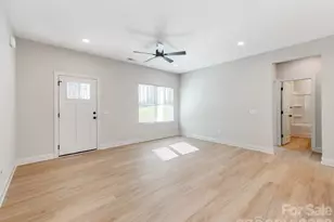 176 Whitetail Rd, Statesville, NC 28625 - Photo 4