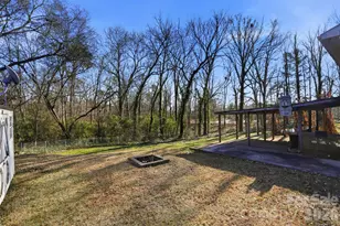 324 Pawley Dr, Charlotte, NC 28214 - Photo 20