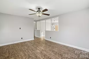 4821 Woodway Pl, Charlotte, NC 28208 - Photo 14