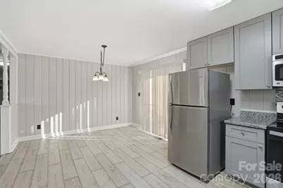 4821 Woodway Place, Charlotte, NC 28208 - Photo 16