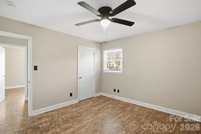 4821 Woodway Place, Charlotte, NC 28208 - Photo 24