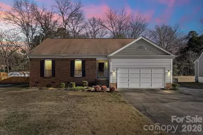 2036 Killarney Place, Charlotte, NC 28262 - Photo 2