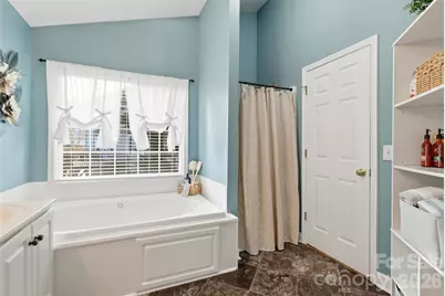 2712 25th Street NE, Hickory, NC 28601 - Photo 26