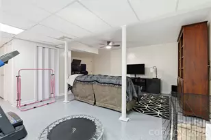 2712 25th St NE, Hickory, NC 28601 - Photo 48