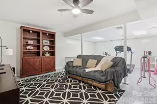 2712 25th St NE, Hickory, NC 28601 - Photo 36