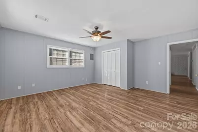 1230 18th Avenue NE, Hickory, NC 28601 - Photo 38