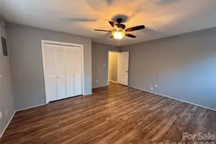 1230 18th Ave NE, Hickory, NC 28601 - Photo 38