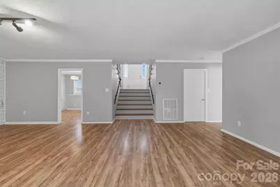 1230 18th Avenue NE, Hickory, NC 28601 - Photo 32