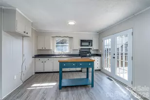 37 Cedarvilla Dr, Rock Hill, SC 29730 - Photo 2