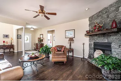 3992 Brickfield Street, Hickory, NC 28602 - Photo 10