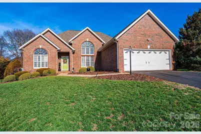 3992 Brickfield Street, Hickory, NC 28602 - Photo 2