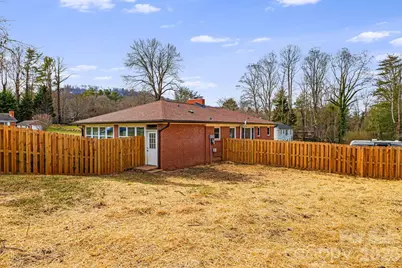 3226 Charlyne Drive, Hendersonville, NC 28792 - Photo 44