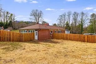 3226 Charlyne Dr, Hendersonville, NC 28792 - Photo 44