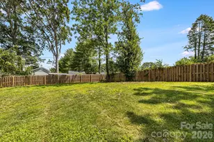 3226 Charlyne Dr, Hendersonville, NC 28792 - Photo 48