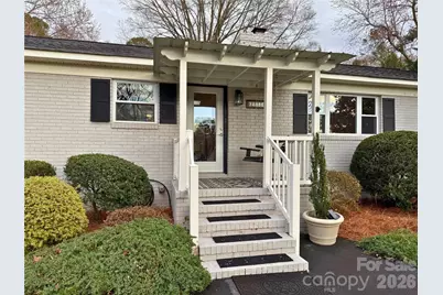 2333 Lakeview Circle, Matthews, NC 28105 - Photo 2