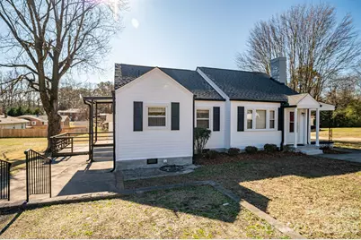 1203 W Gold Street Extension, Kings Mountain, NC 28086 - Photo 2