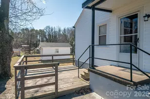 1203 W Gold Street Ext, Kings Mountain, NC 28086 - Photo 14